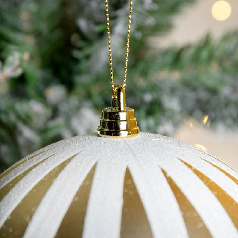 Christmas  -  Champagne & White Striped Christmas Bauble - 15cm  -  60011109