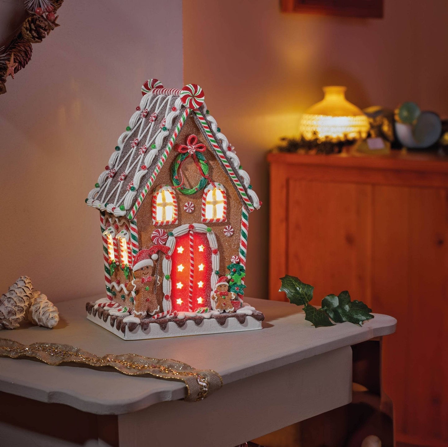 Christmas  -  Gingerbread Candy Lodge - 26cm  -  60012376