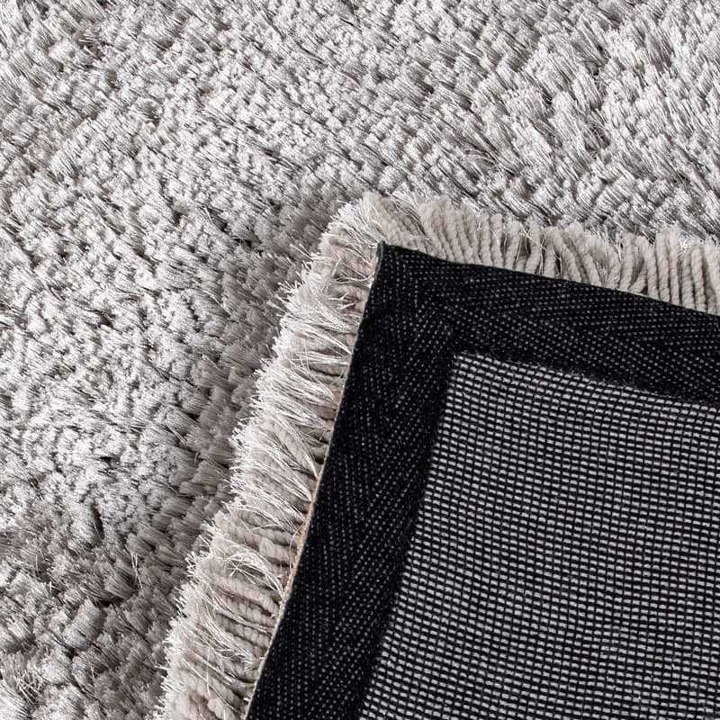 Rugs  -  Plush Silver Rug - Multiple Sizes  - 