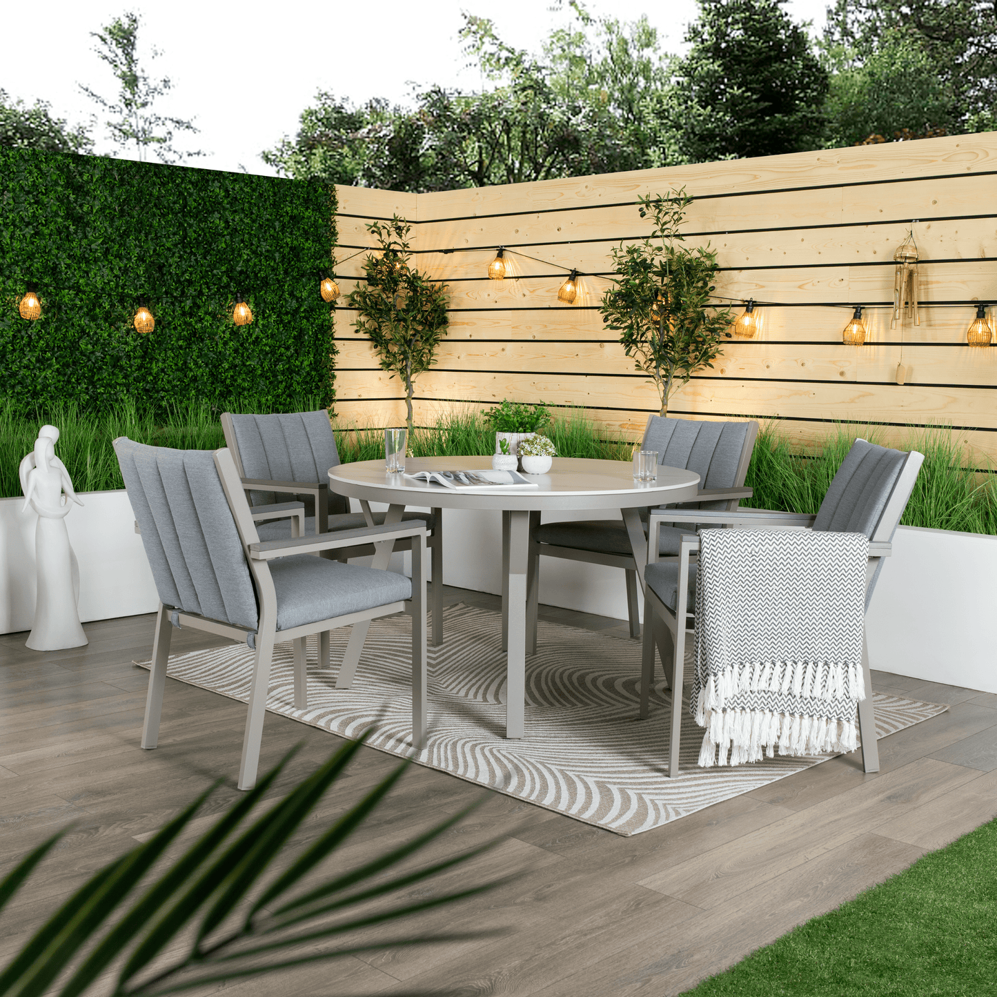 Gardening  -  Sofia Round 4 Seater Dining Set  -  60009596